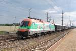 Leider auf dem falschen Gleis ist
am 04.07.2009 die 1116 007 ...