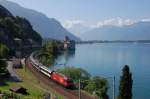 Re 460 mit InterRegio am 29.06.2009 bei Veytaux-Chillon  ...