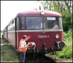 br-795--796--798--db-vt-95--vt98--uerdingerschienenbus VT 98 beim WadJ in Wilhelmshaven als Pendelverkehr muss sich hier bereit f�r die R�ckfahrt machen.04-07-2009
