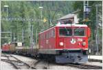 e-loks-ge-6-6-ii Ge 6/6 II 706 'Disentis/Must�r' macht sich mit einem G�terzug in Pontresina bereit zur Abfahrt. (03.07.2009)
