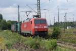 BR 152 152 027-9 war mit einem Containerzug am 07.07.2009 in Richtung Seelzer Rbf. unterwegs.