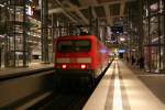 DB 114 038-3 am 25.10.2008 in Berlin Hbf tief.  ...