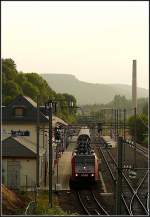 Abendstimmung am 28.06.09 im Bahnhof von Wiltz. Die 4009 hat ...