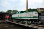 Ebenfalls als Gastfahrzeug in Halle(S): V 100 003 aus Wittenberg. ...