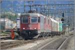Gut motorisiert geht dieser G�terzug nach Z�rich RBL auf die ...