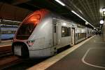 SJ X40 3324 nach V�ster�s steht am 15.12.2008 abfartsbereit in ...