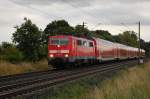 111 083-2 mit RE am 09.07.2009 kurz vor �berquerung des ...