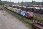 482 021-3 bei der Einfahrt in den Seelzer Rbf.an eienm ...