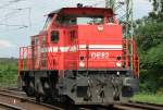 HGK Hafen - Und Guterverkehr Koln Diese MaK G 1700 DE82 der HGK �berquert sofort die Rheinbr�cke, aufgenommen am 07.07.2009