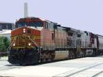 Ein BNSF Gueterzug, angefuehrt von einer Dash-9 am 09.07.2009 in ... Ein BNSF Gueterzug, angefuehrt von einer Dash-9 am 09.07.2009 in ...