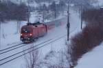 REX 1510 von Schwarzch-St.Veit nach Innsbruck verkehrte am 13.02.2009,kurz vor ...