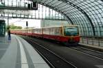 Mittlerweile in Berlin angekommen wurde am 11.07.09 eine S-Bahn der ...