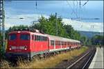 110 373 mit dem RE11596 aus D�sseldorf vor der Einfahrt ...