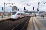 berlin-hauptbahnhof-lehrter-bahnhof ICE-TD aus Berlin Ostbahnhof in Richtung D�nemark �ber Hamburg f�hrt hier gerade in den Berliner Hbf ein. 11.07.2009