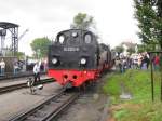 Dampflok BR 99 2321-0 stellt Dampflok BR 99 2322-8 ...