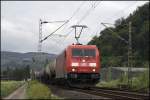 BR 185 mit Zugen 185 339 (9180 6185 339-9 D-DB) hat einen unbekannten Kesselzug am Haken. (15.05.2009)