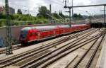 2009-07-11 Berlin Ein RE verl�sst den Berliner Hbf(tief) Richtung Gesundbrunnen. Fotografiert zum Bahnbilder-Treffen am 11.07.09.