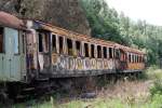 Die beiden beim Brand am 05.07.2009 zerst�rten Wagen des Eisenbahnmuseum ...