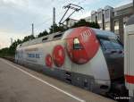 BR 101 Werbelokomotiven Ansicht von Hinten auf die Hertha-Lok, die am 6.07.09 den IC 2309 von Hamburg-Altona nach Dortmund Hbf bringen wird.