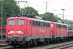 Eine Doppeltraktion BR 140, f�hrend 140 806-1, ziehen den sog. ...