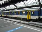 Personenwagen SBB - Personenwagen 1 Kl. EW II  A 50 85 18-35 047-7 mit der Aufschrift GLARNER SPRINTER im Hauptbahnhof von Z�rich am 06.05.2009