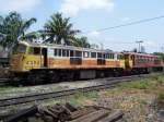 4001-4050 GEK Diesellok 4004 und 4416 im Lokdepot von Bangkok Thon Buri am 27.02.2007