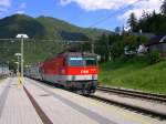 Salzkammergut 2009 - Am 03.06.2009 ist nochmals 1044 099-8 f�r ...