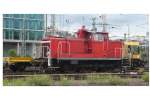 Pl�tzlich tauchte die 363 112-4 auf und wartete eine ganze ...