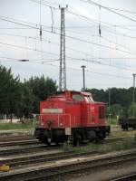 298 310-4 steht als Rangierlok in K�nigs Wusterhausen am Tage ...
