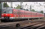 Der 420 735-3 auf der S9 Richtung Hanau in Mainz-Bischofsheim ...