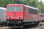 Die 155 122-5 steht ...  Eric Otten 20.07.2009