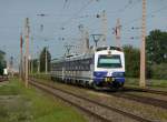 Die 4020 234-8 und die 4020 275-6 treffen gerade auf ...