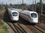 br-411-ice-t Seltenes Zusammentreffen , einer raus und einer rein nach Riesa - das klappt an dieser Stelle nur, wenn einer von beiden etwas Versp�tung hat. Erwischt am 20.07.09 um 15.39 Uhr