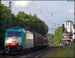 2839 mit einem toootal langem G�terzug richtung Aachen-West und vmtl. ...