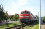 BR 218 mit Zugen Und wieder eine 218.1 auf dem Chip, die bald Fristablauf hat, die von mir noch nie fotografierte 218 166-7, welche am 21. Juli 2009 eine RB von Oberlenningen nach Wendlingen nachschiebt. Aufgenommen bei Dettingen.