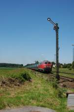 BR 225 225 094 am 17.06.09 mit dem M�llzug 51027 nach Freilassing bei der Ausfahrt in T��ling