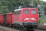 140 843-4 zieht einen gemischten G�terzug durch K�ln West am ...