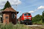 218 330-9 passiert am 21.07.2009 mit einem RE nach ...