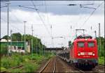 BR 110 (E 10) 110 200 mit einem Autozug nach S`Hertogenbosch bei der Durchfahrt von Bonn-Beuel 19.7.2009