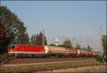 KBS 455 Alpenheuler im Ruhrpott: Die Innsbrucker 1144 236 (9181 1144 236-7) ist am 26.09.2008 an TXL vermietet und rollt mit einem Gaskesselzug in Richtung Wuppertal.