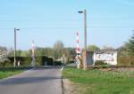 Dieser Bahn�bergang , welcher sich zwischen L�bbenau und Raddusch befindet, ...