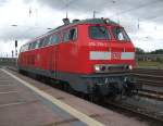218 374-7(BW Niebüll) wartet auf Rangierfahrt im Bahnhof Stralsund.(25.07.09)
... 218 374-7(BW Niebüll) wartet auf Rangierfahrt im Bahnhof Stralsund.(25.07.09)
...