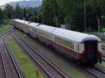 auslandische-zuge Nachschu� auf D16433, dem 1. Klasse Nostalgiesonderzug TEE Rheingold, welcher leider nicht den angek�ndigten Aussichtswagen mitf�hrte;(Durchfahrt Ried i.I.) 090725