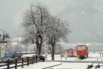 D15 mit Personenzug vor Bahnhof Strass am Zillertal.12.02.2009  ...
