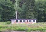 Dieser ehemalige s�chsiche Schmalspurwagenkasten befindet sich im Bahnhof Sch�nheide S�d. ...