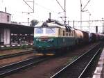 130 022-7 mit G�terzug auf Bahnhof Kolin am 13-8-2005. Bild ...