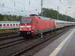 101 116 schlängelt sich mit dem IC 2377 Binz-Frankfurt/Main am ... 101 116 schlängelt sich mit dem IC 2377 Binz-Frankfurt/Main am ...