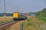 203 301 mit dem Unkrautspritzzug unterwegs von Stralsund nach Rostock, ...