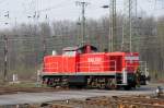 Remotorisiert im Lokportrait: 296 059-9 rangierend in Gremberg. (April 2009). ...
