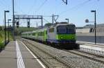 Regioexpress bei der Durchfahrt in Bern Br�nnen.
30.07.2009  ...